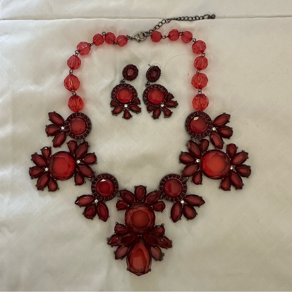 Red, vintage, elegant
